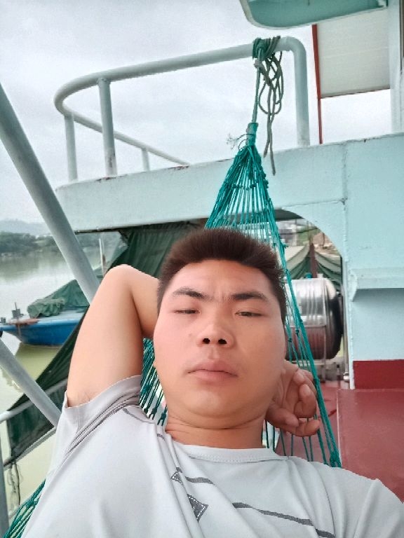 小哥哥的第一张照片--隆安认干亲服务网